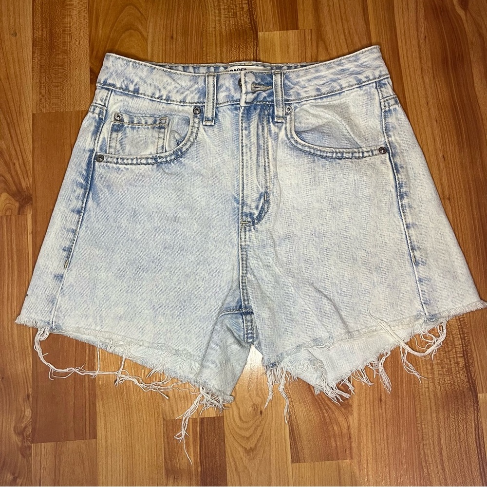 GARAGE | Mom Jean Shorts